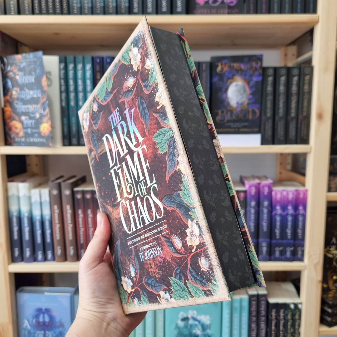 The Dark Flame of Chaos (Belladonna #3)